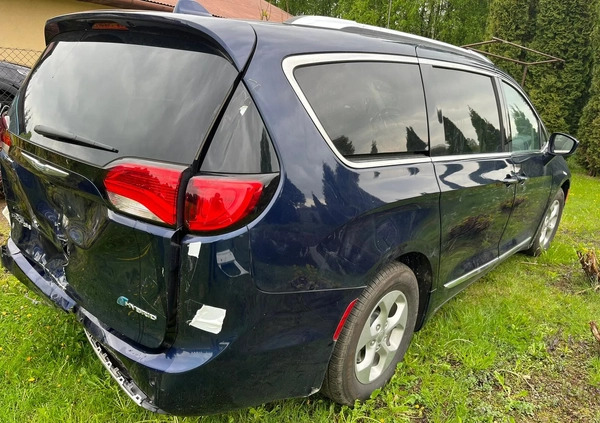 Chrysler Pacifica cena 65900 przebieg: 156700, rok produkcji 2018 z Rzeszów małe 67